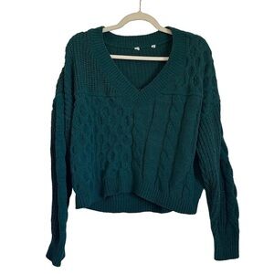 Cropped cozy forest green knit sweater long sleeve v neck women’s XL
